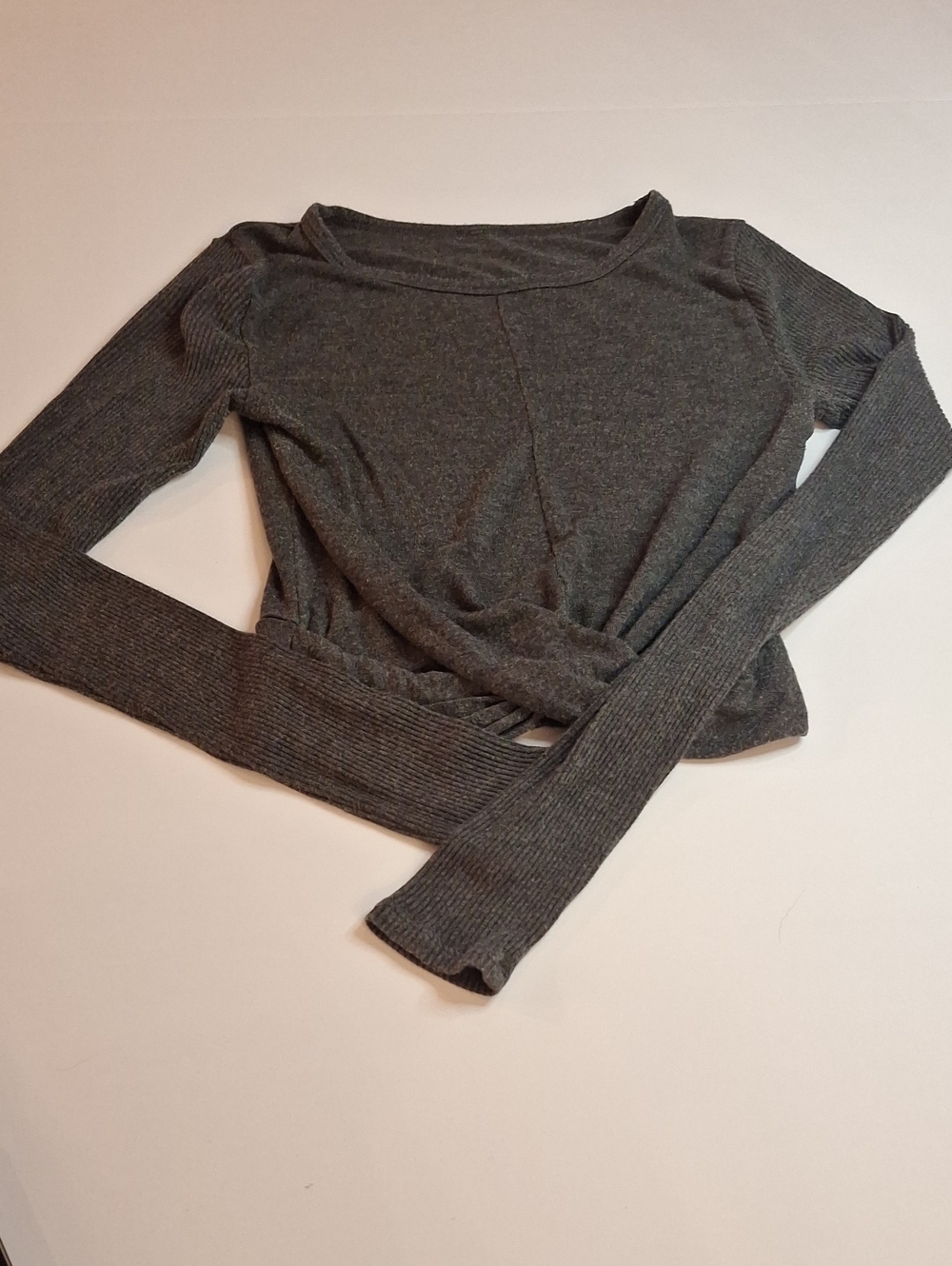 #910 Alo Cross Waist Sweater approximate Size S